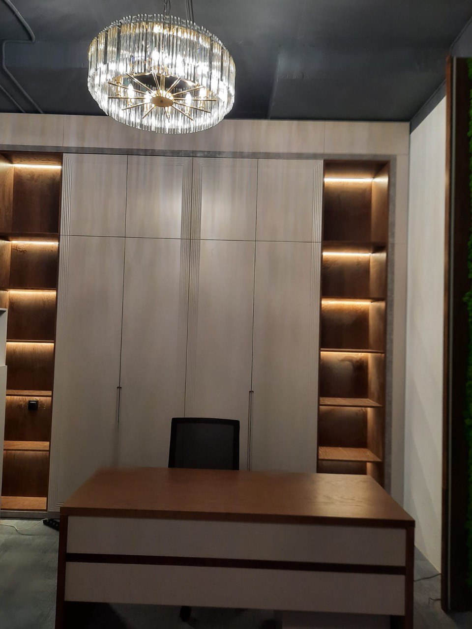 Шкафы и гардеробные